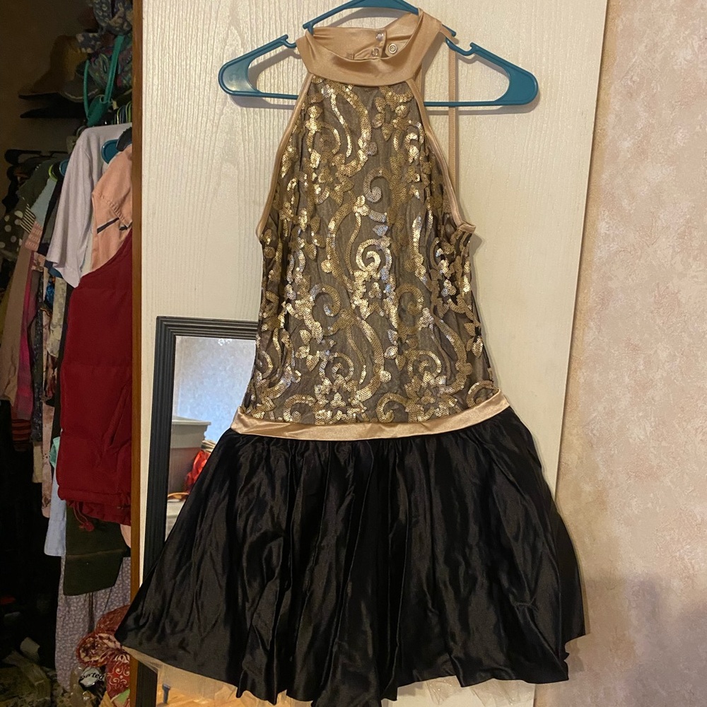 Adult Large black and gold dance costume!